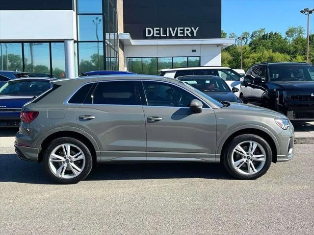 2022 Audi Q3 Premium Plus 45 TFSI S line quattro Tiptronic