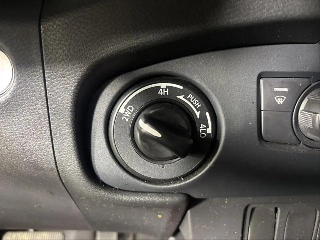 2022 Nissan Frontier Crew Cab PRO-4X 4x4
