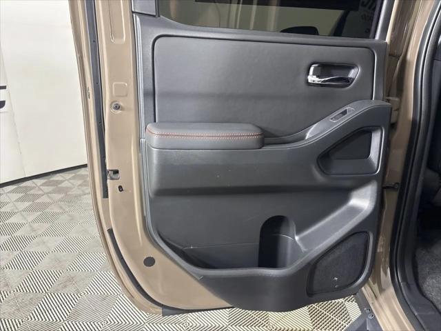 2022 Nissan Frontier Crew Cab PRO-4X 4x4