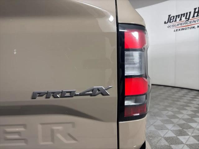 2022 Nissan Frontier Crew Cab PRO-4X 4x4