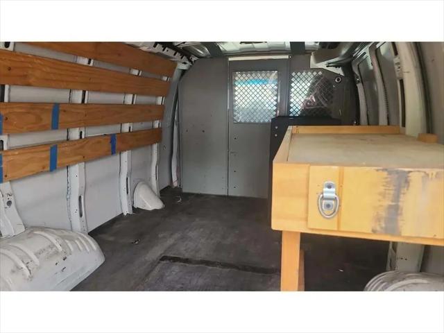 2022 Chevrolet Express Cargo Van RWD 2500 Regular Wheelbase WT