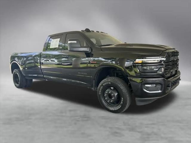2025 Ram 3500 Laramie Crew Cab 4x4 8 Box