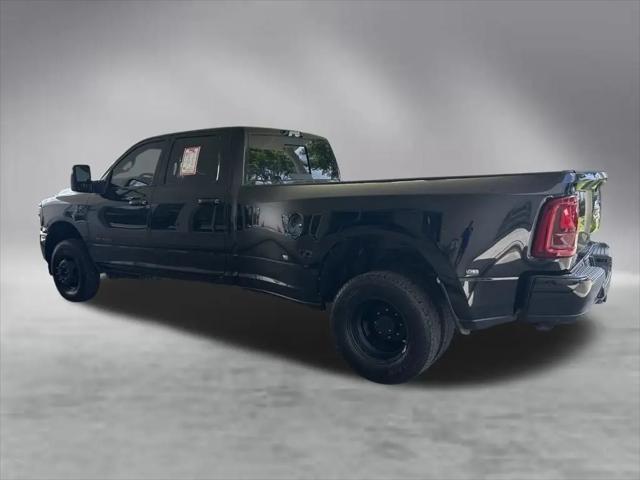2025 Ram 3500 Laramie Crew Cab 4x4 8 Box