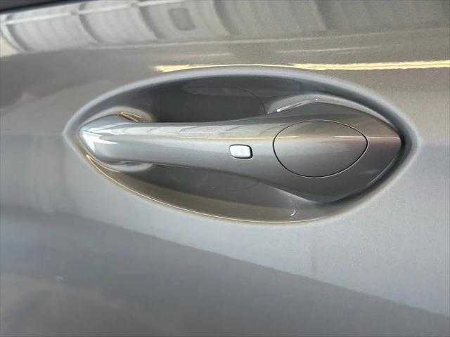 2026 Buick NV Preferred FWD