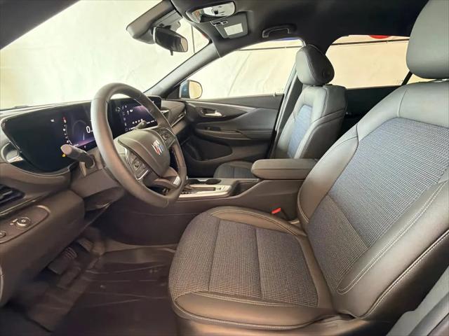 2026 Buick NV Preferred FWD