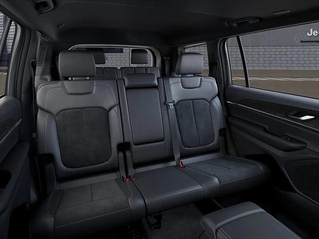 2026 Jeep Grand Cherokee L Altitude 4x4