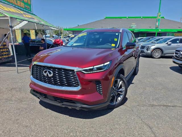 2023 INFINITI QX60 LUXE