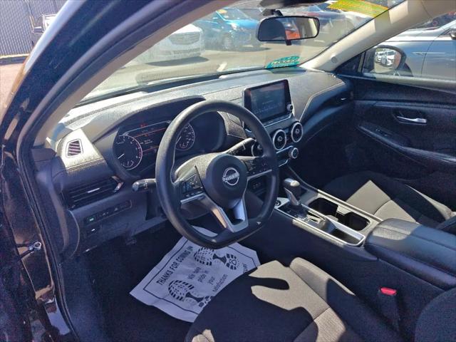 2024 Nissan Sentra SV Xtronic CVT