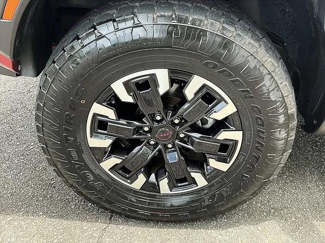 2022 Nissan Frontier Crew Cab PRO-X 4x2