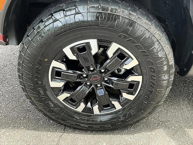2022 Nissan Frontier Crew Cab PRO-X 4x2