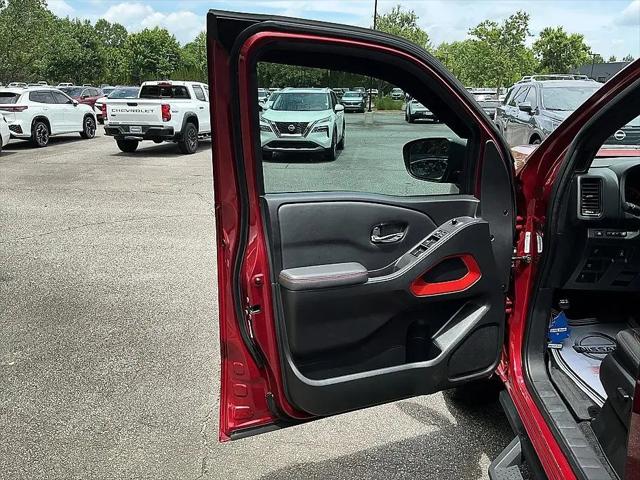 2022 Nissan Frontier Crew Cab PRO-X 4x2
