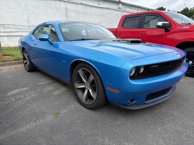 2016 Dodge Challenger R/T Shaker