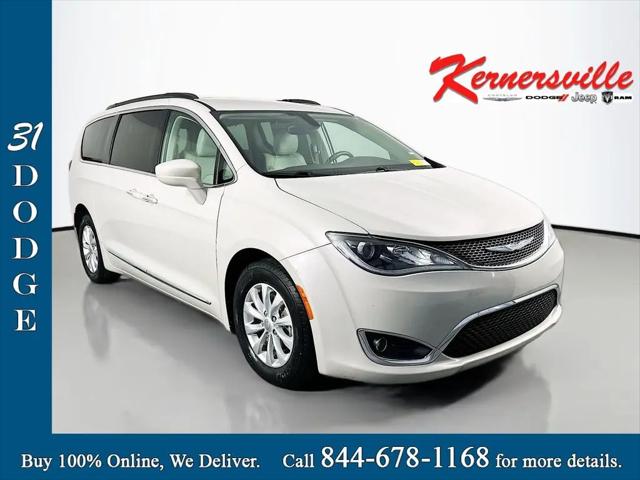 2017 Chrysler Pacifica Touring-L for sale in Kernersville, NC