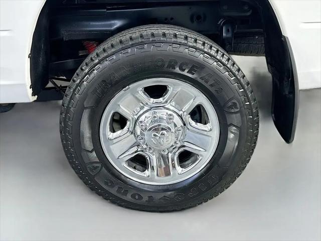 2017 Ram 2500 Tradesman Crew Cab 4x4 6'4" Box
