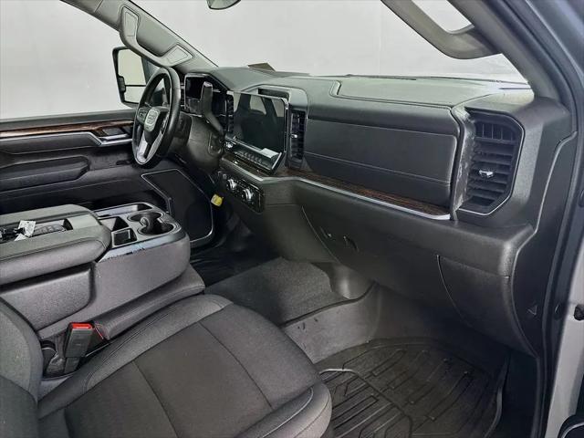 2025 GMC Sierra 2500HD 4WD Crew Cab Standard Bed SLE