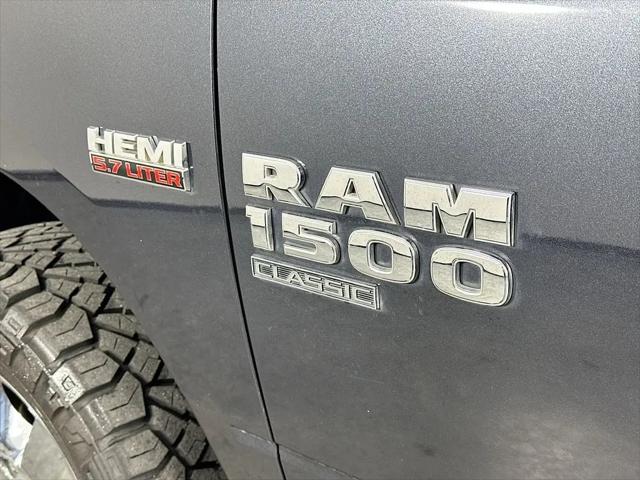 2019 Ram 1500 Classic Big Horn Crew Cab 4x4 5'7" Box