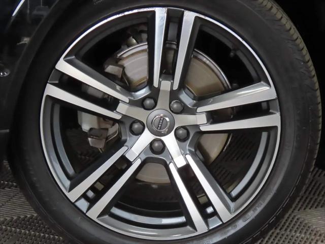 2018 Volvo XC60 T5 Momentum
