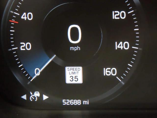 2018 Volvo XC60 T5 Momentum