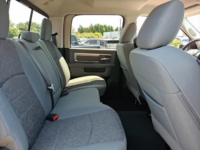 2017 Ram 2500 Big Horn Crew Cab 4x4 6'4" Box