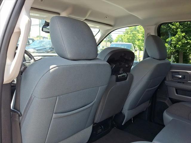 2017 Ram 2500 Big Horn Crew Cab 4x4 6'4" Box