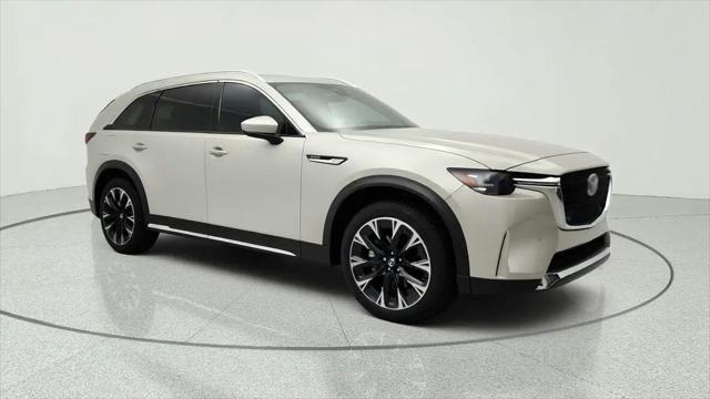 2025 Mazda X-90 Premium Plus Package