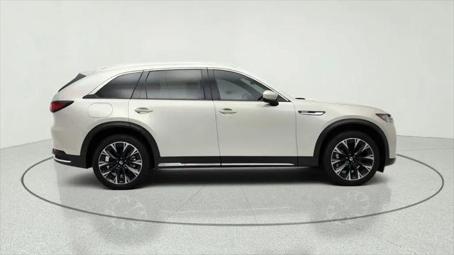 2025 Mazda X-90 Premium Plus Package