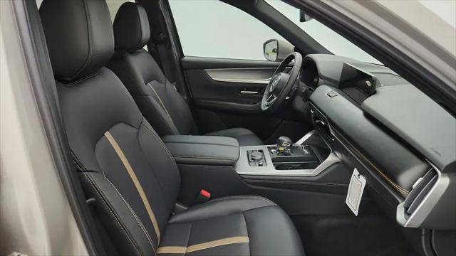2025 Mazda X-90 Premium Plus Package