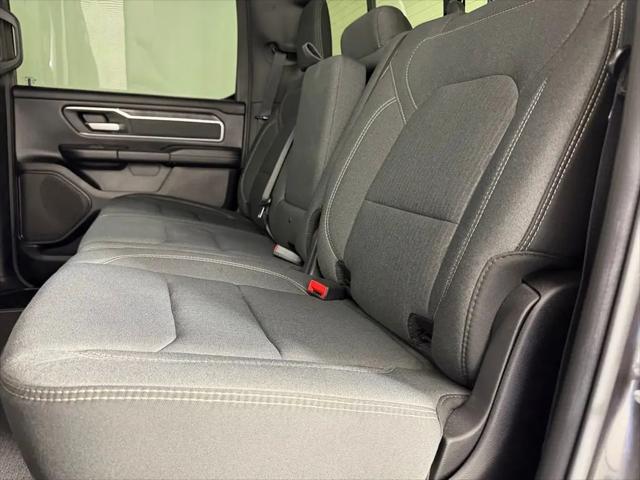2021 Ram 1500 Big Horn Crew Cab 4x2 5'7" Box