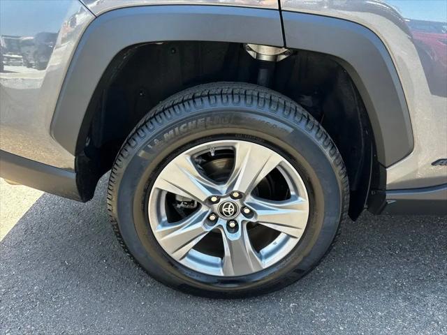 2022 Toyota RAV4 Hybrid LE