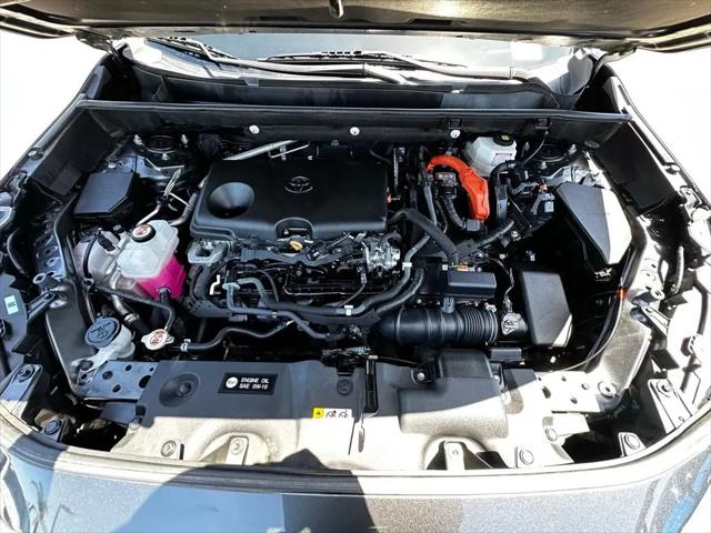 2022 Toyota RAV4 Hybrid LE