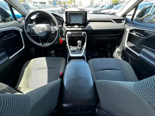 2022 Toyota RAV4 Hybrid LE