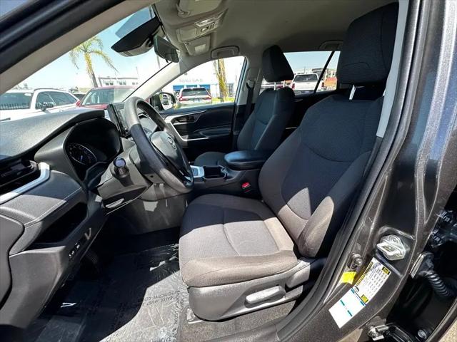 2022 Toyota RAV4 Hybrid LE