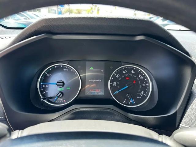 2022 Toyota RAV4 Hybrid LE