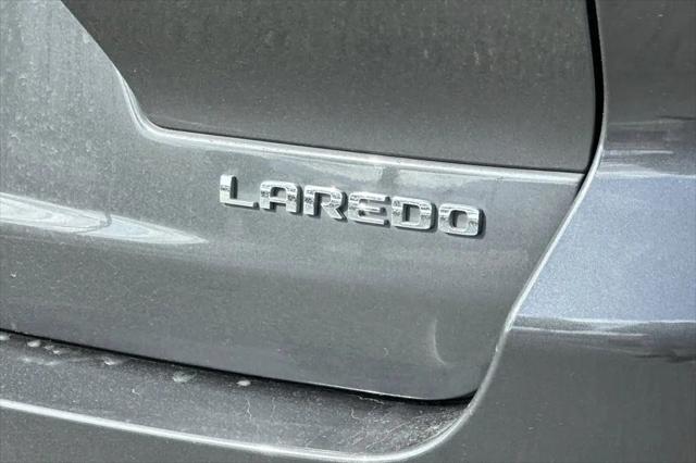 2021 Jeep Grand Cherokee Laredo 4x2