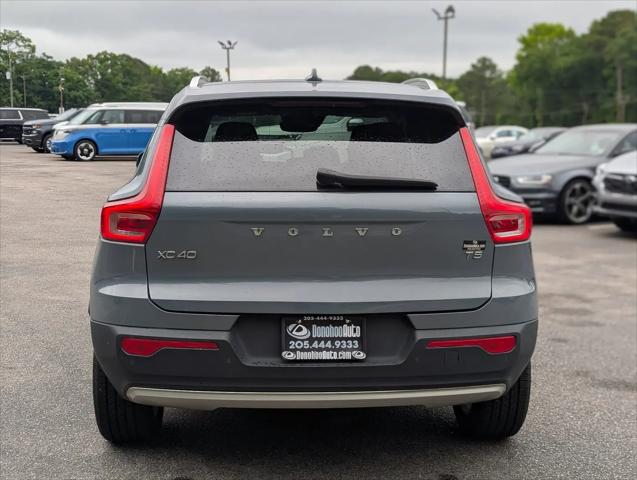 2021 Volvo XC40 T5 Momentum