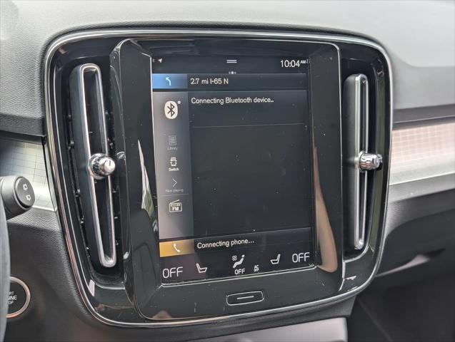 2021 Volvo XC40 T5 Momentum