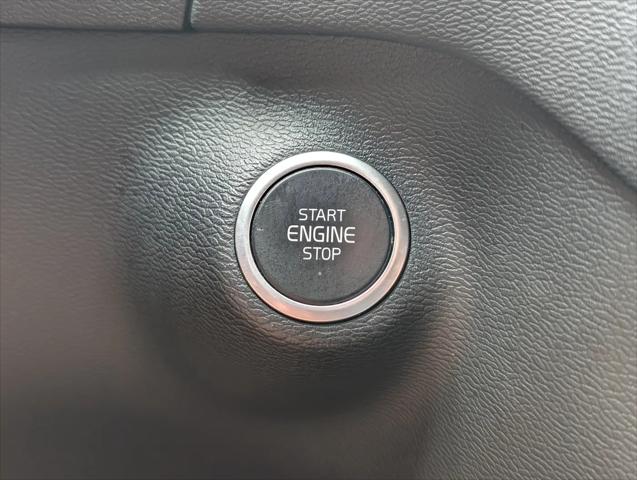 2021 Volvo XC40 T5 Momentum