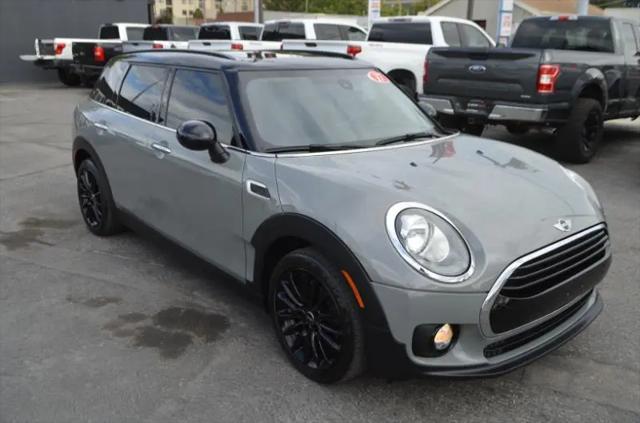 2017 MINI Cooper Clubman Cooper