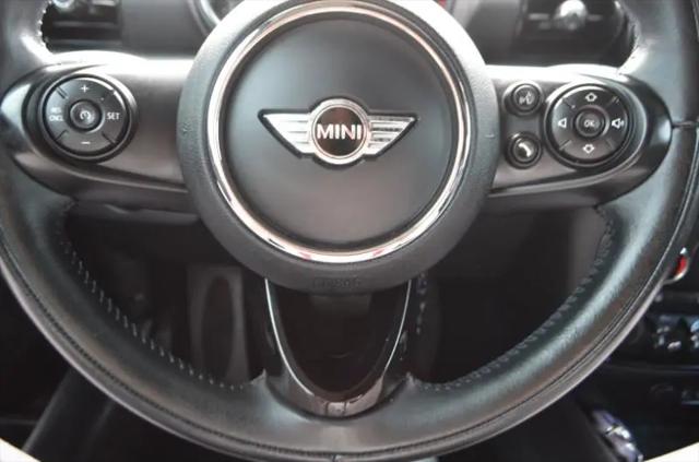 2017 MINI Cooper Clubman Cooper