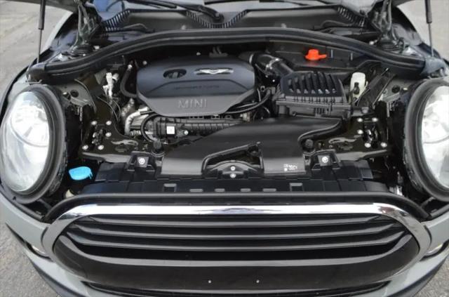 2017 MINI Cooper Clubman Cooper