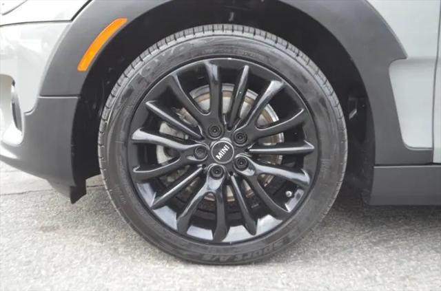 2017 MINI Cooper Clubman Cooper