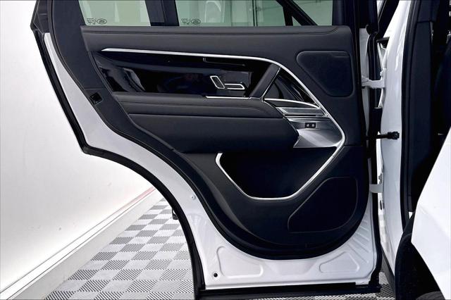 2026 Land Rover Range Rover P400 SE