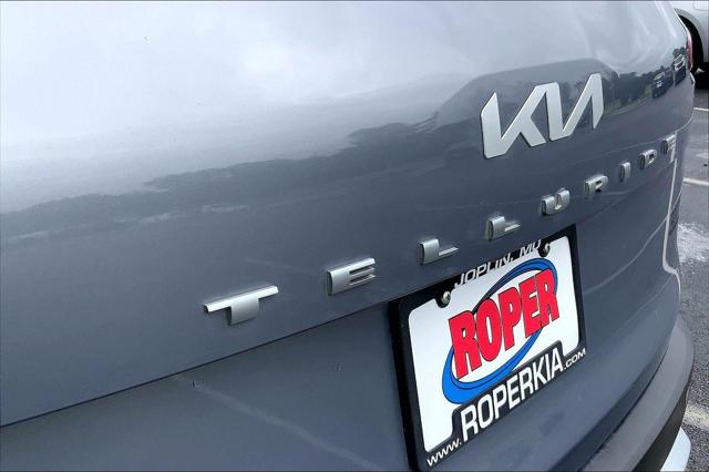 2022 Kia Telluride LX