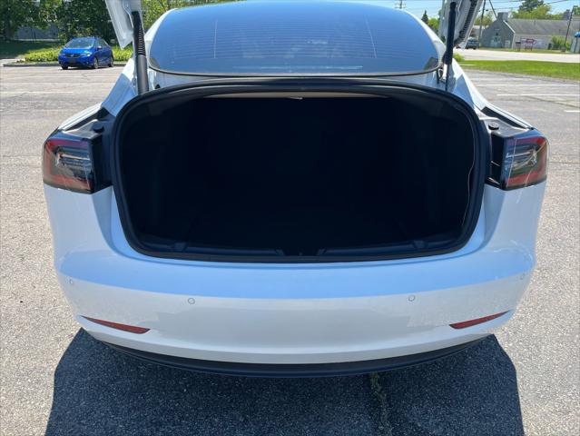 2022 Tesla Model 3 Long Range Dual Motor All-Wheel Drive