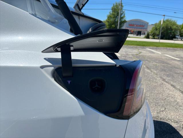 2022 Tesla Model 3 Long Range Dual Motor All-Wheel Drive
