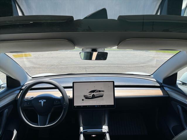 2022 Tesla Model 3 Long Range Dual Motor All-Wheel Drive