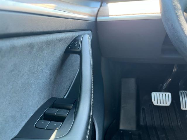 2022 Tesla Model Y Performance Dual Motor All-Wheel Drive