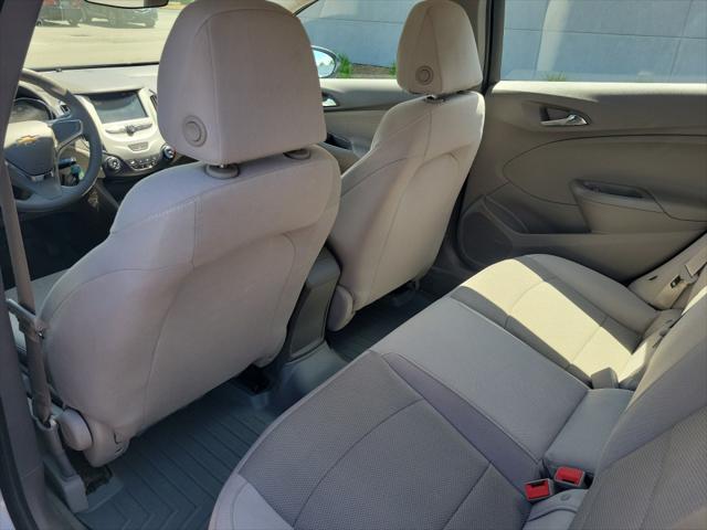 2018 Chevrolet Cruze LS Auto