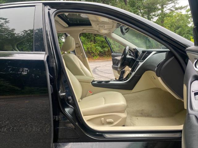 2020 INFINITI Q50 LUXE