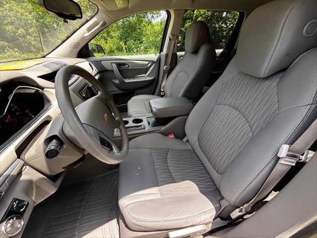 2017 Chevrolet Traverse LS